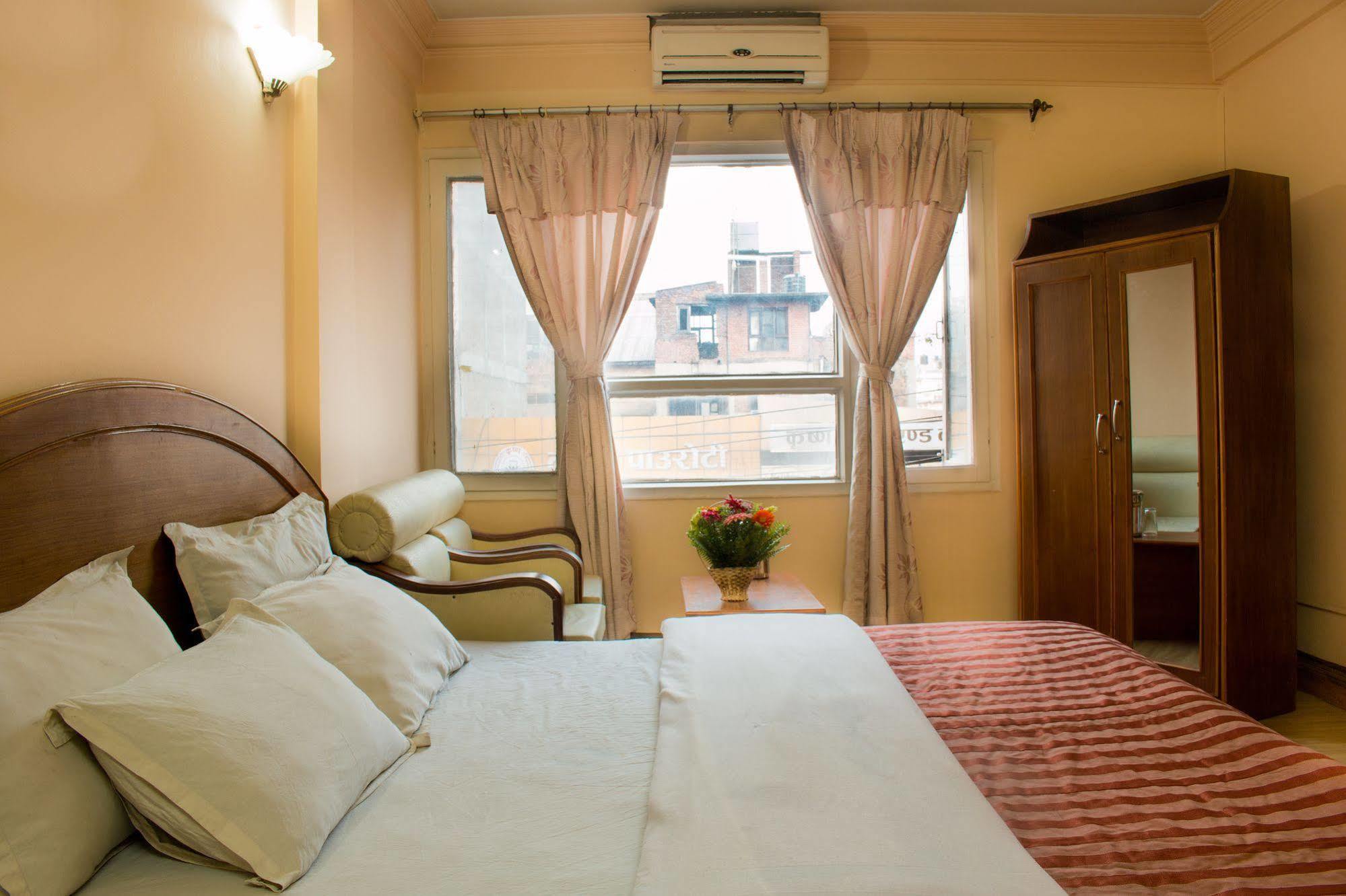 Hotel Kamal Kathmandu Exterior foto